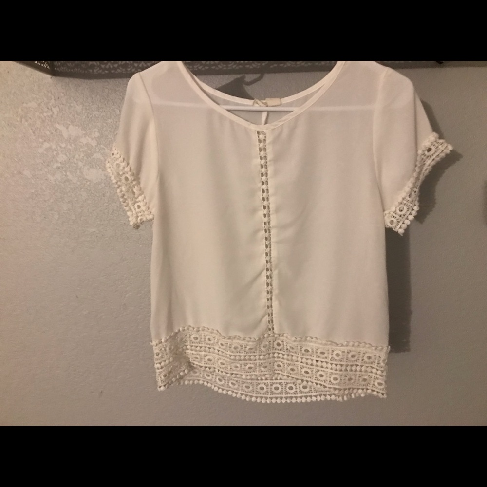 White lace detailed top